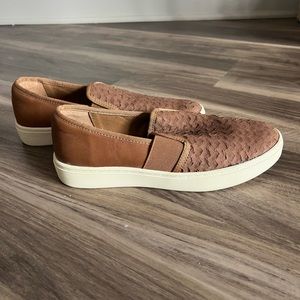 Sofft brown canvas shoes slip on
